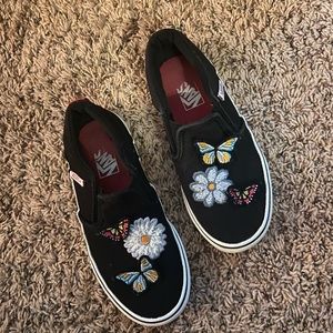 Girls butterfly vans size 13Y